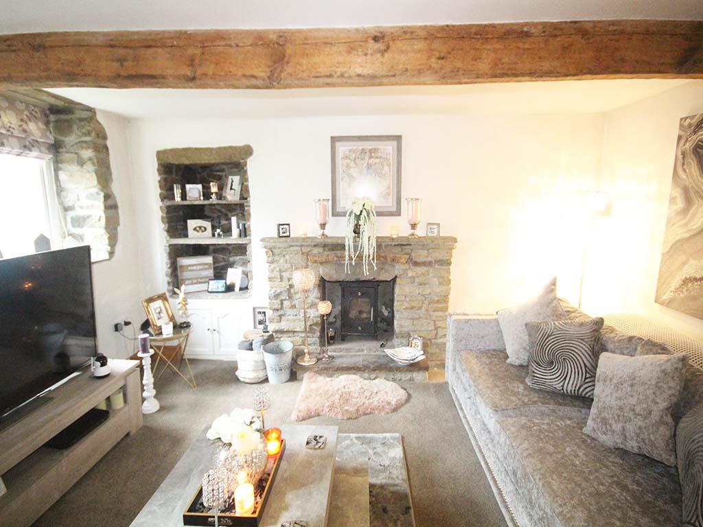2 bedroom cottage Let Agreed in Kelbrook - IMG_6000.jpg